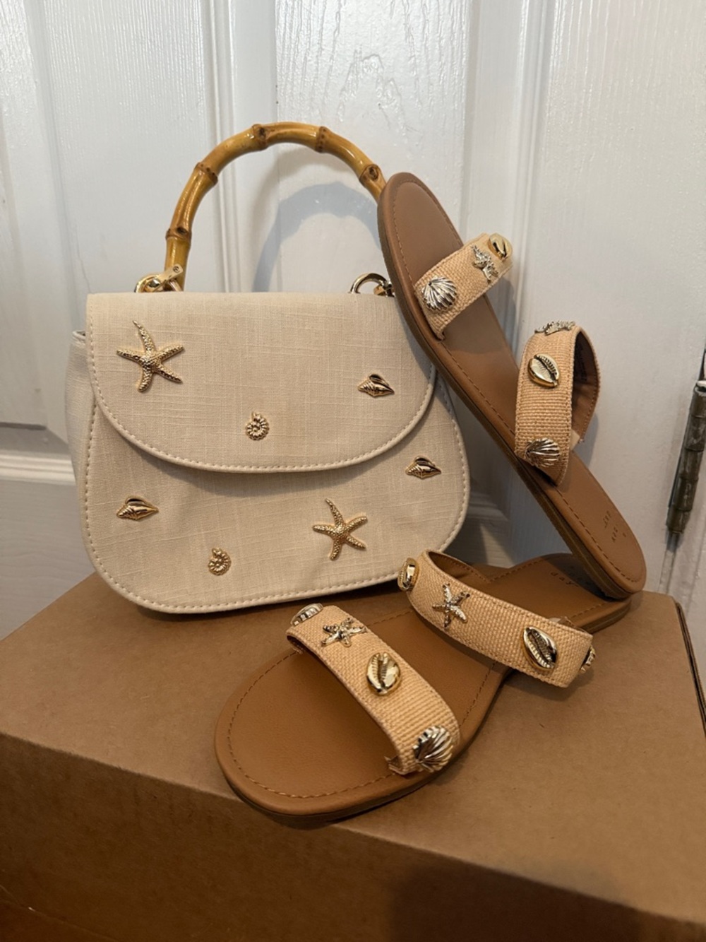Seashell Embellished Handbag & Sandal Set